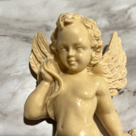 Cherub Angel Resin Wall Hanging Made In England - Picture 2 of 6